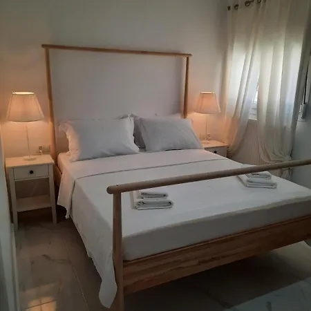 House B Diavata, Апартаменты