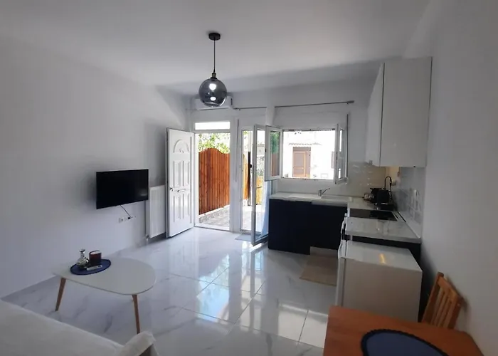 House B Diavata, *