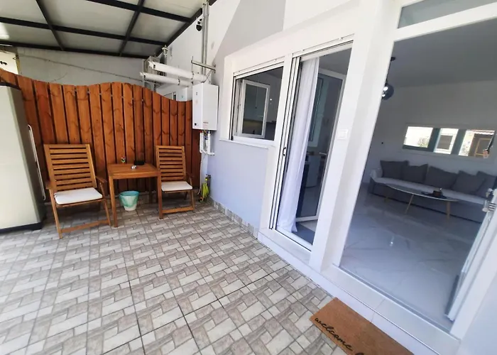 Apartment House B Diavata,