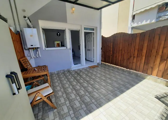 House B Diavata, *